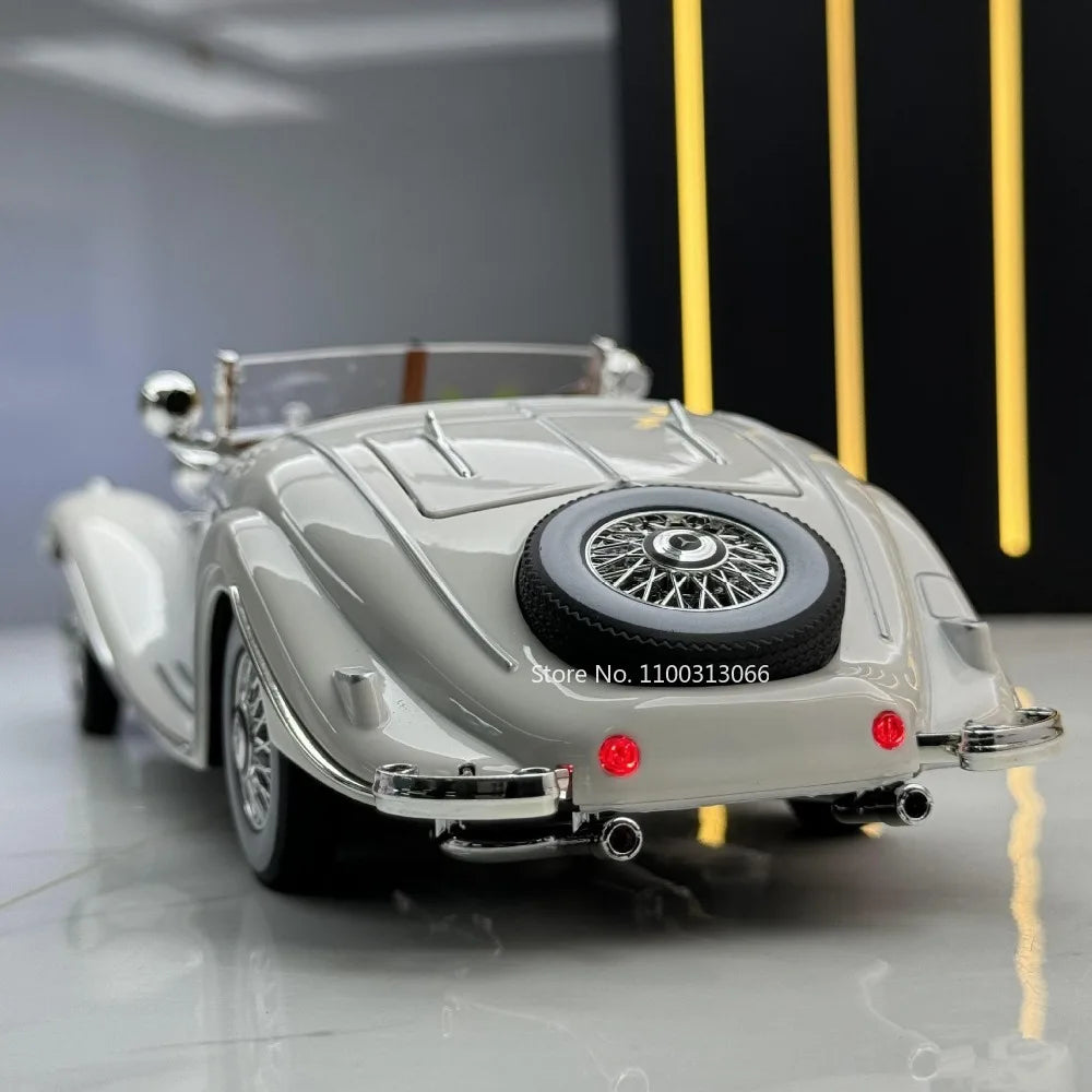 Scale 500K Vintage Car Model Toy